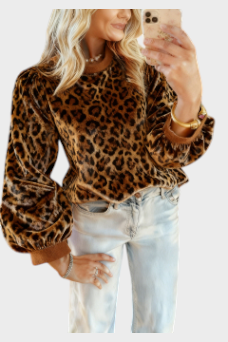 Hella | Retro leopard blouse with velvet ruffles