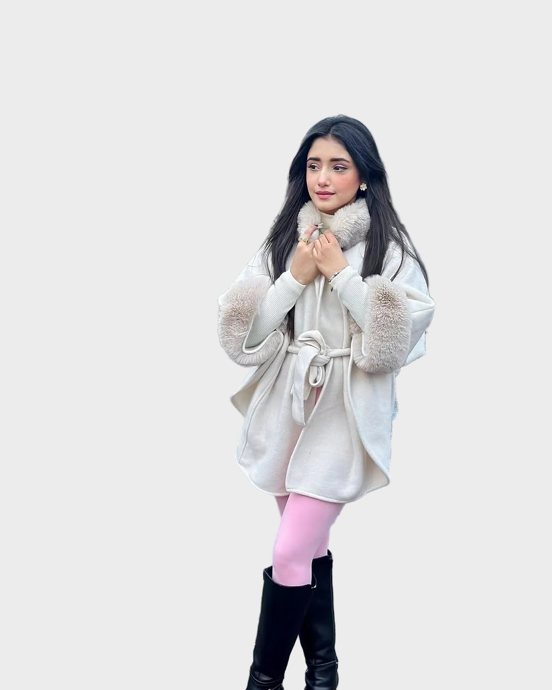 Violetta | Luxurious Winter Capes with Fur Details in Beige