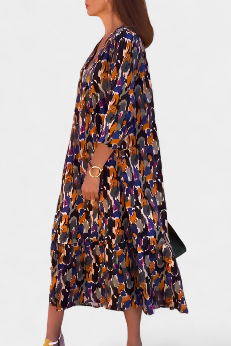 Teodora Retro Dress with V-Neck and Puff Sleeves