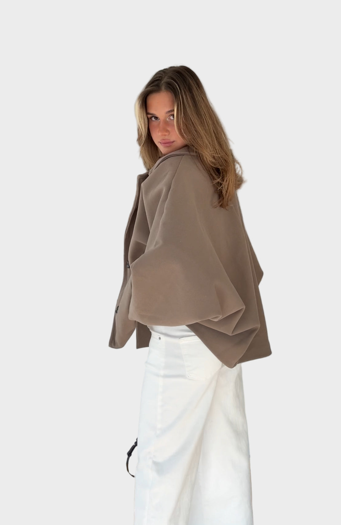 Wide-leg jacket in cinnamon color