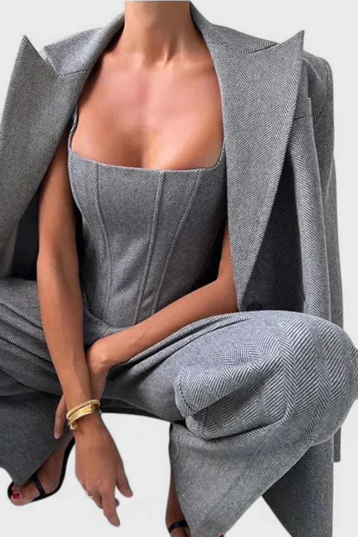 Evena Pantsuit for Confident Elegance