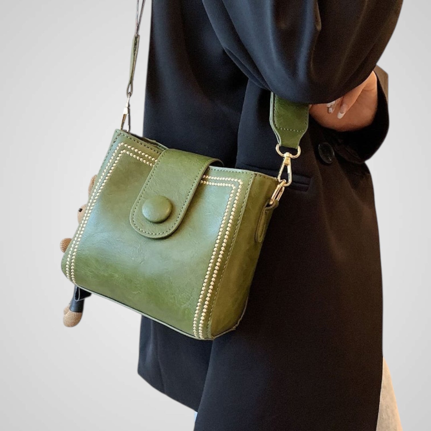 Urine | Retro Bag with Adjustable Wide Shoulder Strap