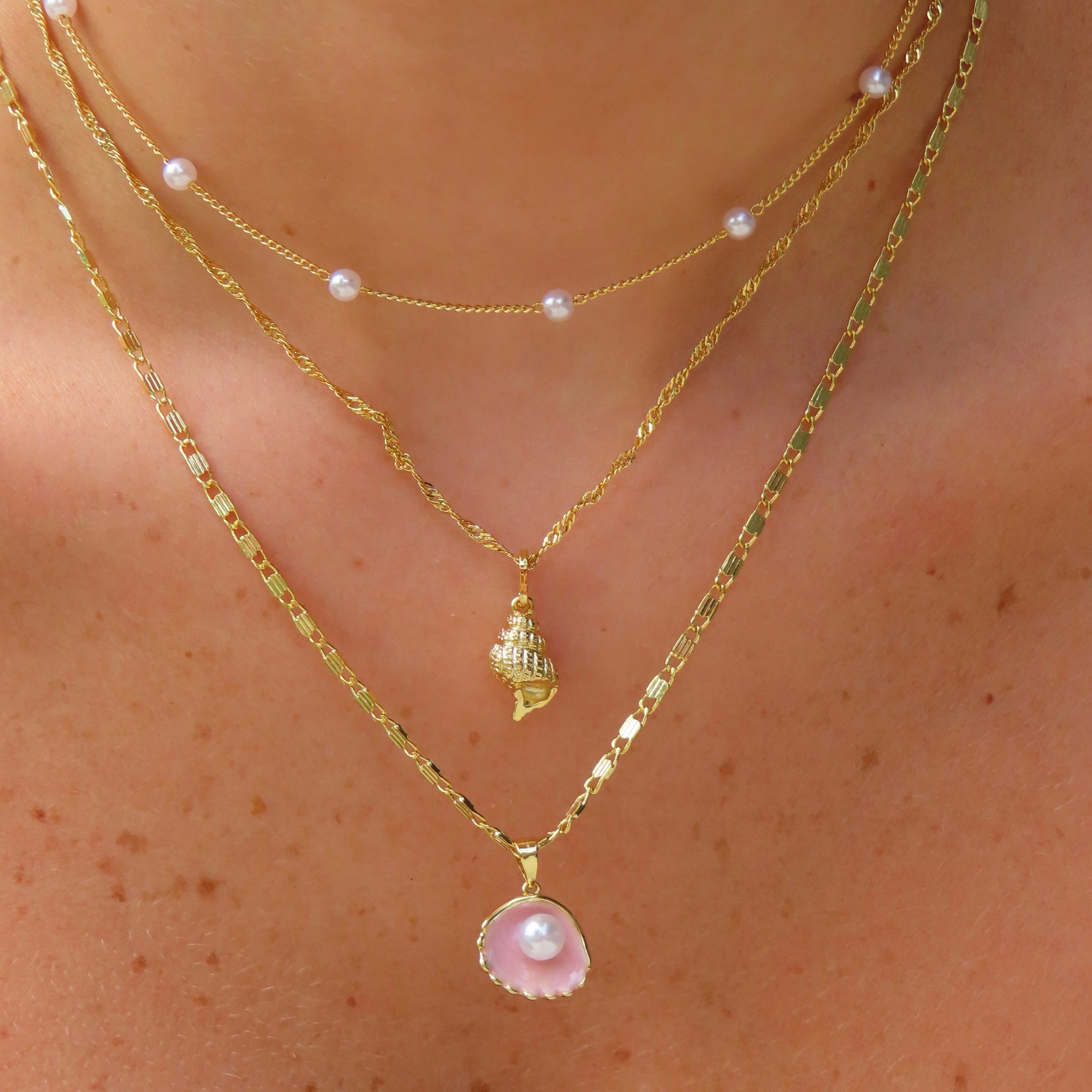 Shell Pattern Necklace