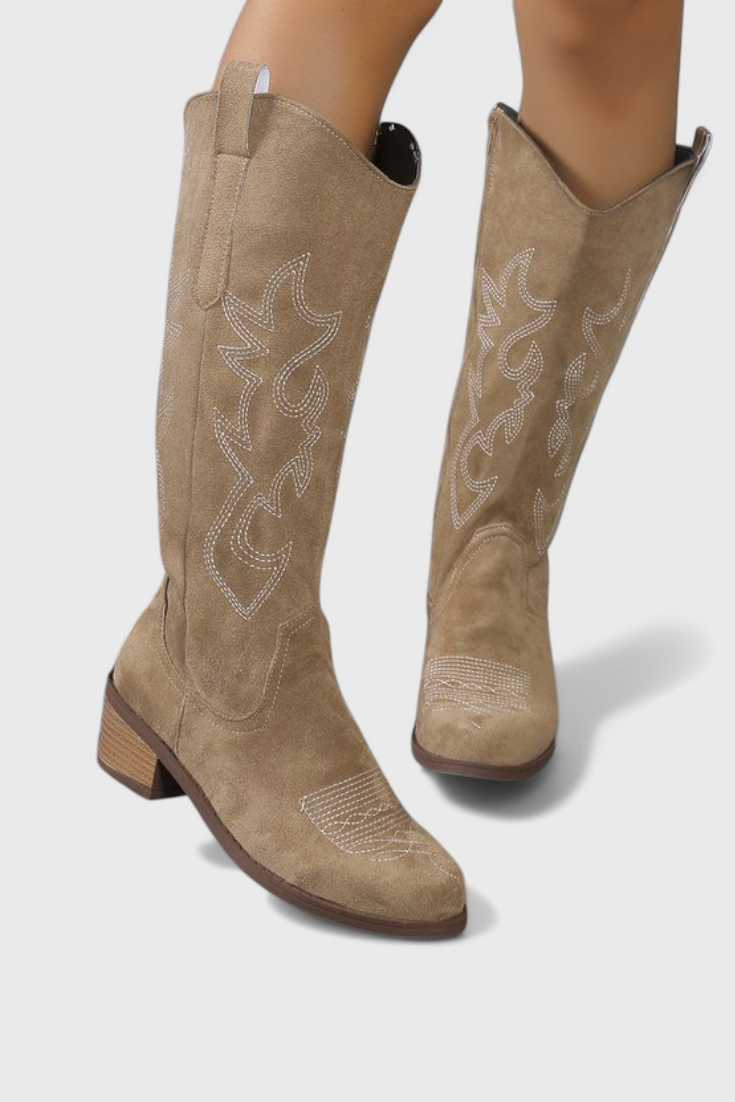 Elka Western Cowboy Boots in Suede