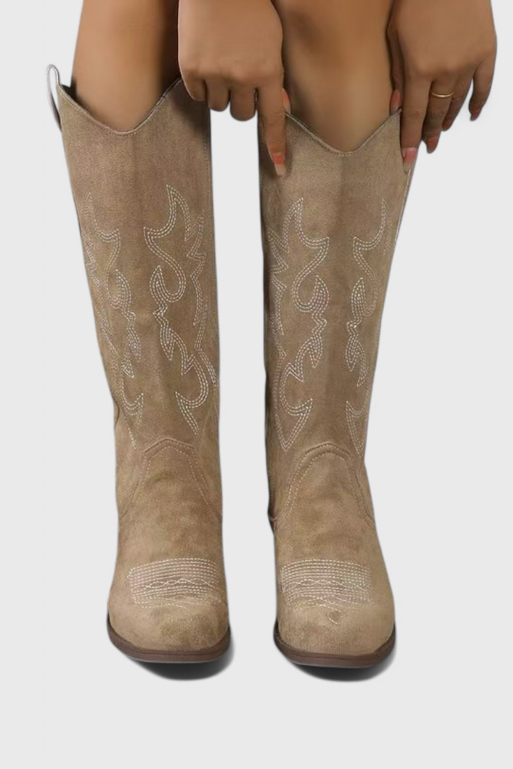 Elka Western Cowboy Boots in Suede