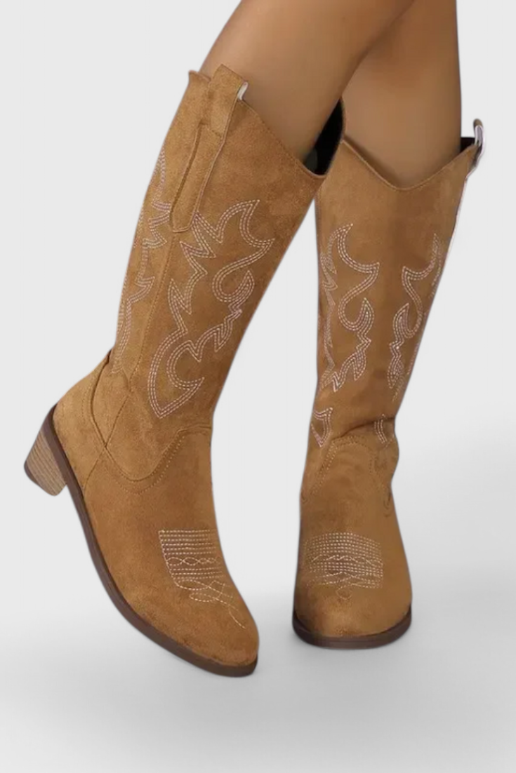 Elka Western Cowboy Boots in Suede