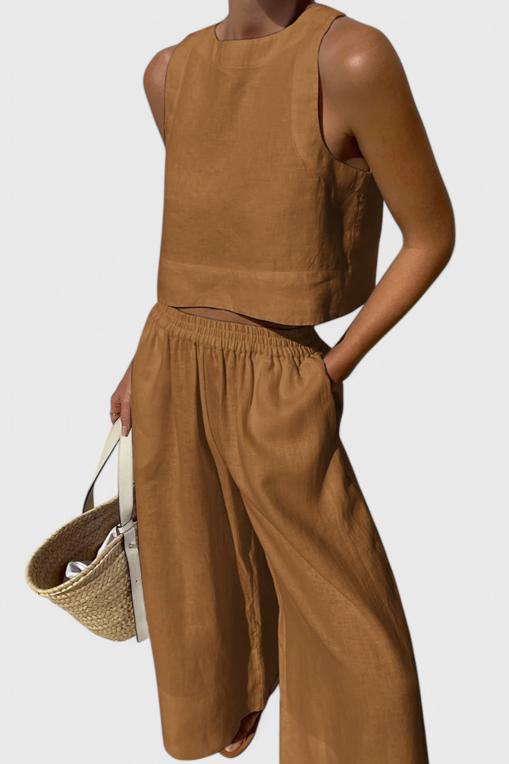 Avelina Minimalist Set in Lightweight Cotton and Linen