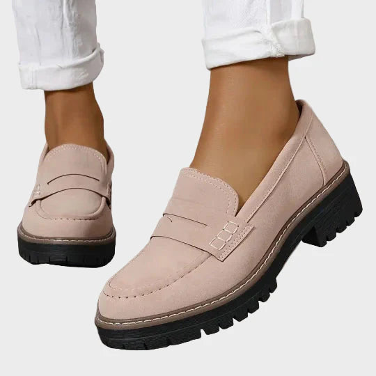 Ella | Luxurious Ballerina
