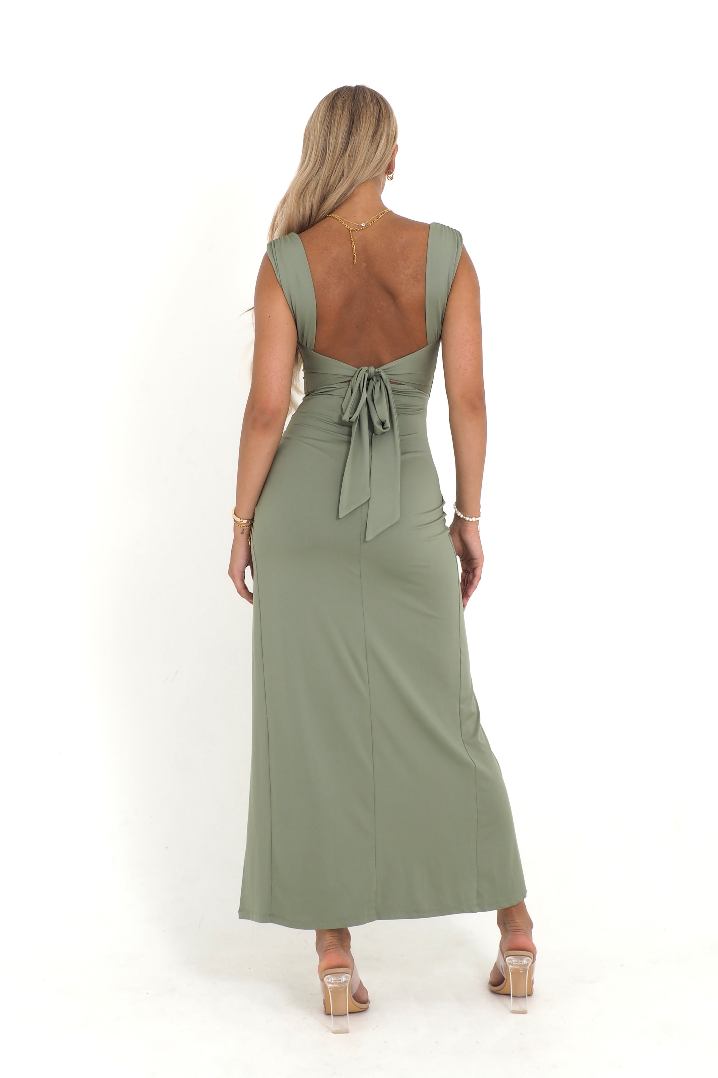 Reniva - Sculpted Maxi Dress