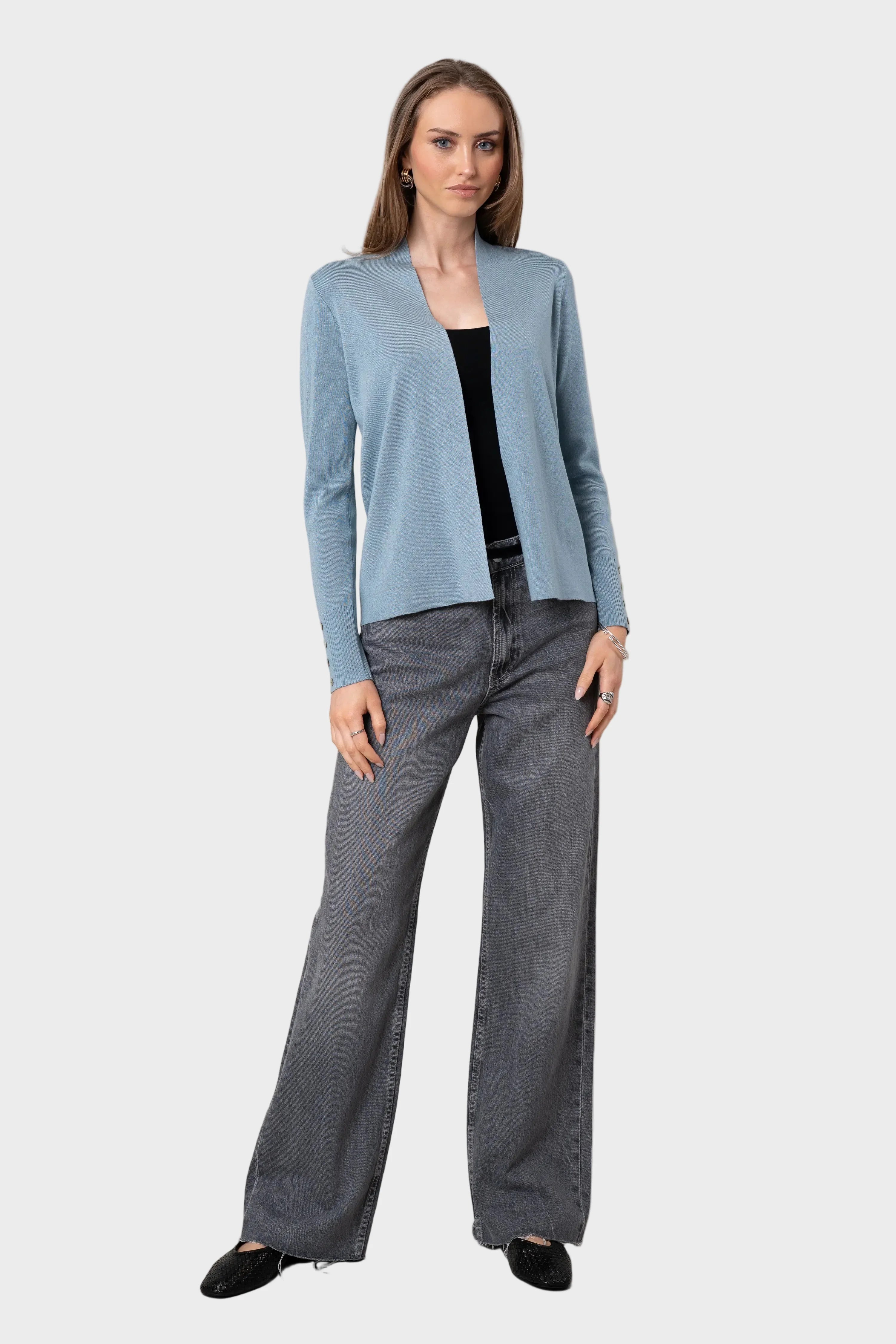 Lilo - Lightweight cardigan with buttons on the cuffs