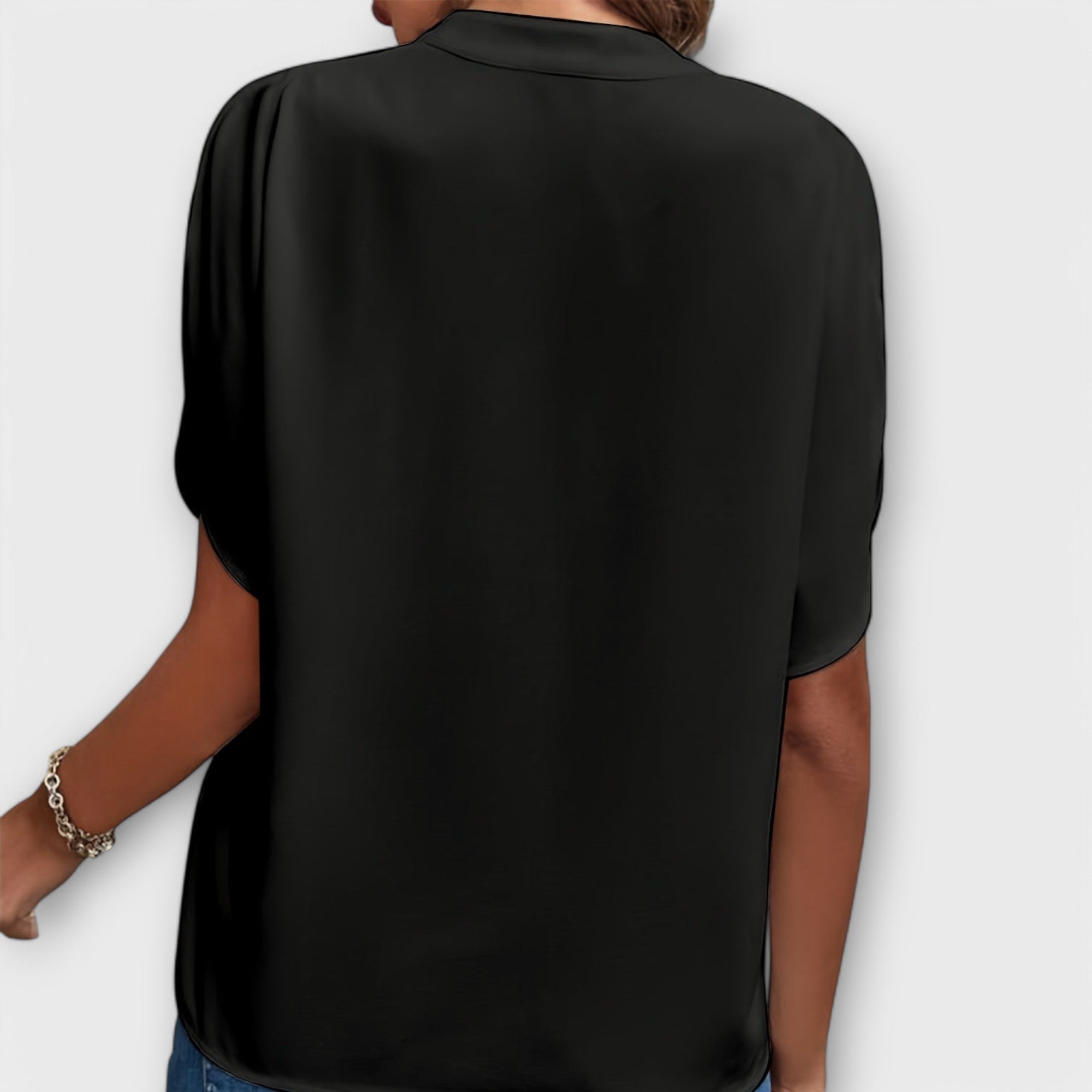 Vivi - Elegant and Lightweight Blouse for Women