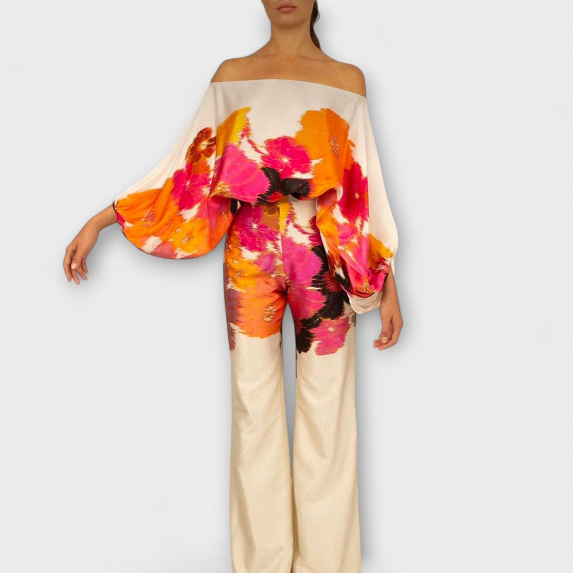 Greta - Summer set in two parts