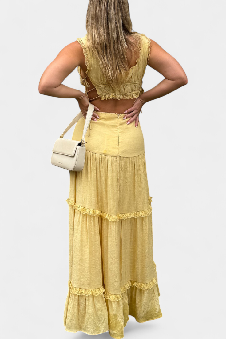 Ilys Romantic Set with Lace Top and Long Voluminous Skirt