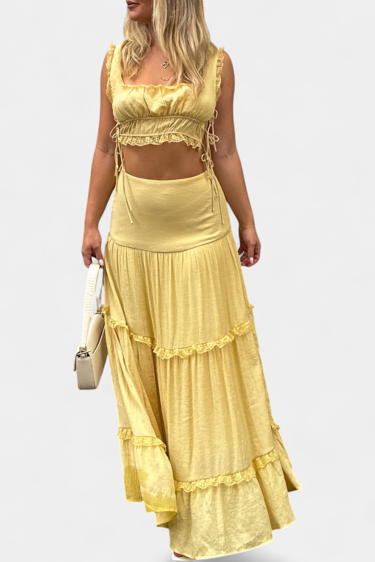 Ilys Romantic Set with Lace Top and Long Voluminous Skirt