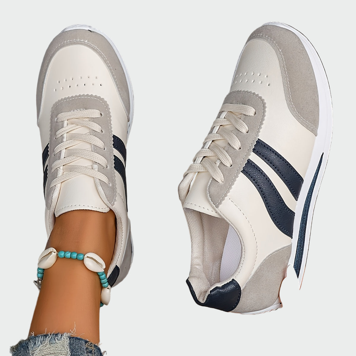 Lightweight women's sneakers