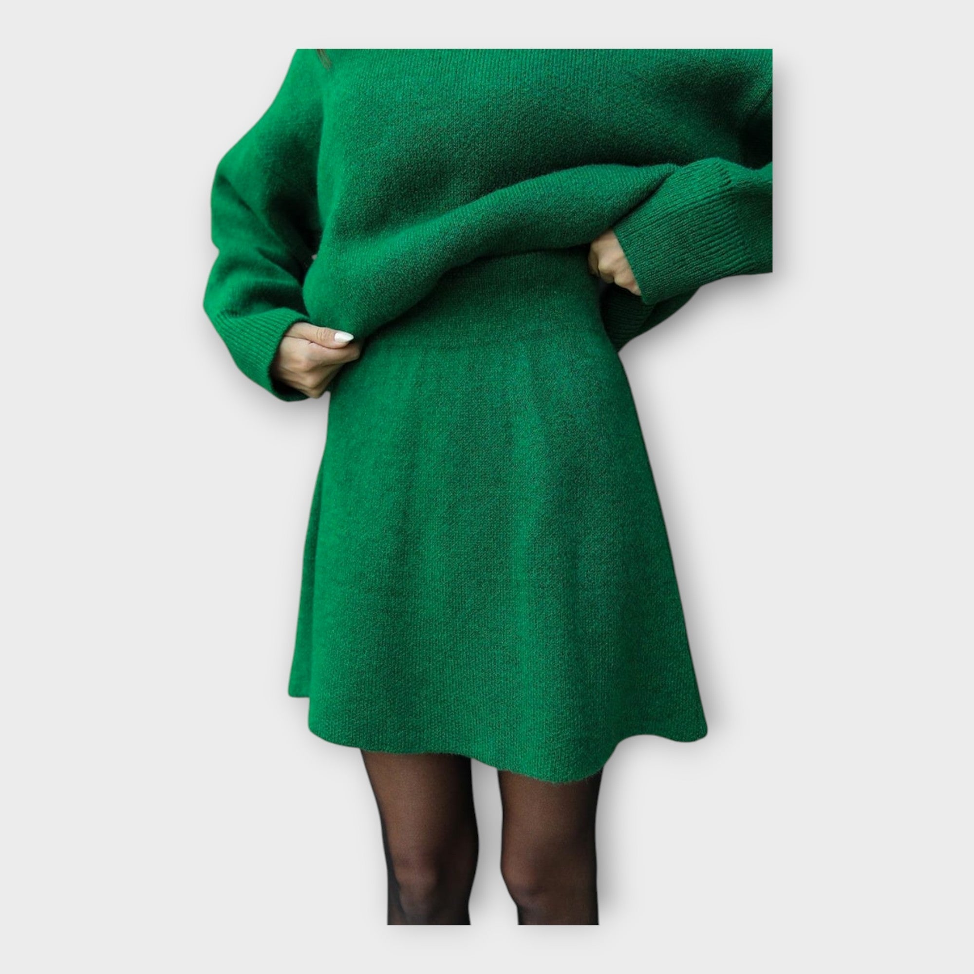 Knitted Blouse and Skirt Set with a Modern Line